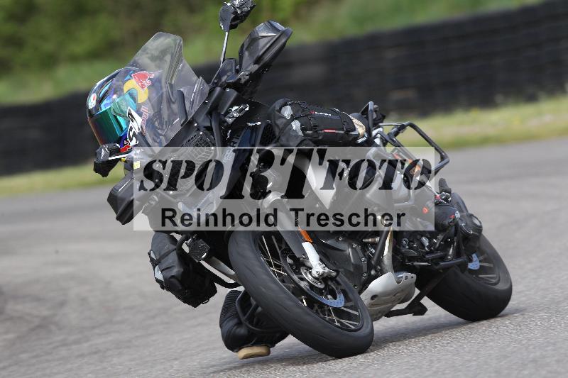 Archiv-2025/05 14.04.2025 Plüss Moto Sport ADR/Einsteiger/67